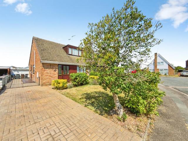 House for sale in Boughton Green, Boughton