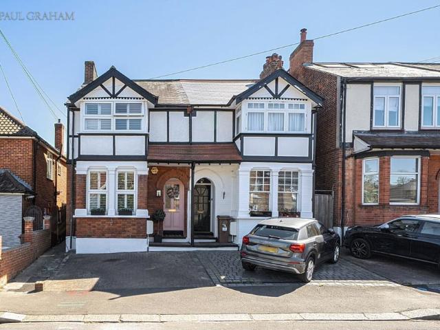 House for sale in The Wrythe, Greater London