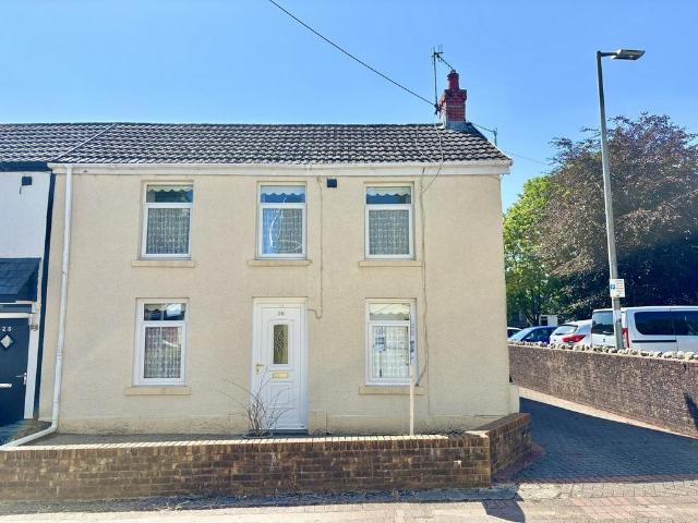 House for sale in Pontardawe, Pontardawe, Clydach
