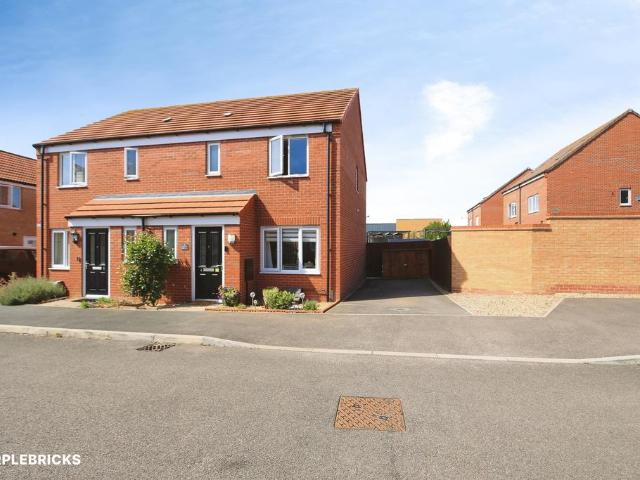 House for sale in Cardea, Peterborough