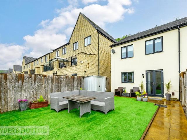 House for sale in Norland, West Yorkshire