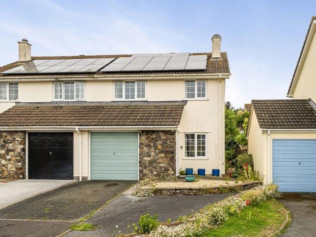 House for sale in Chillington, Strode
