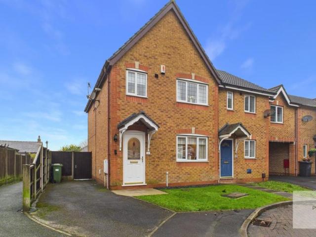 House for sale in Chesham, Bury