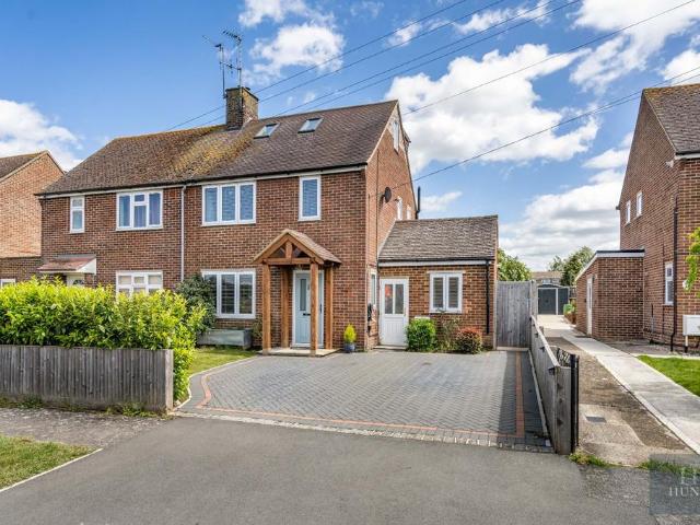 House for sale in Berrick Salome, Oxfordshire