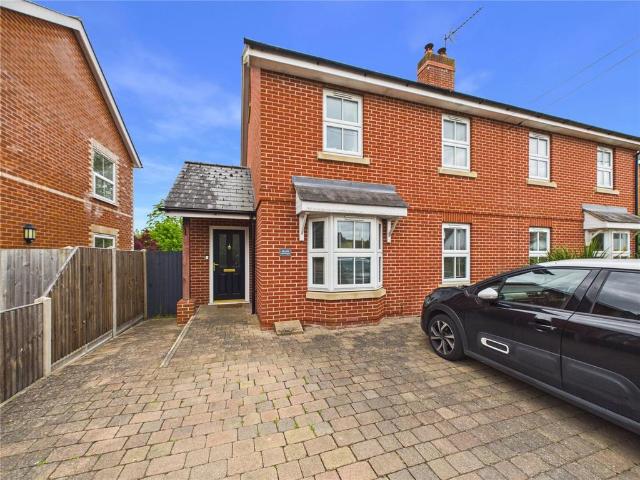House for sale in Dale Hill, Essex