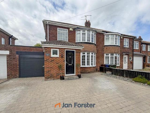 House for sale in North Gosforth, Hazlerigg
