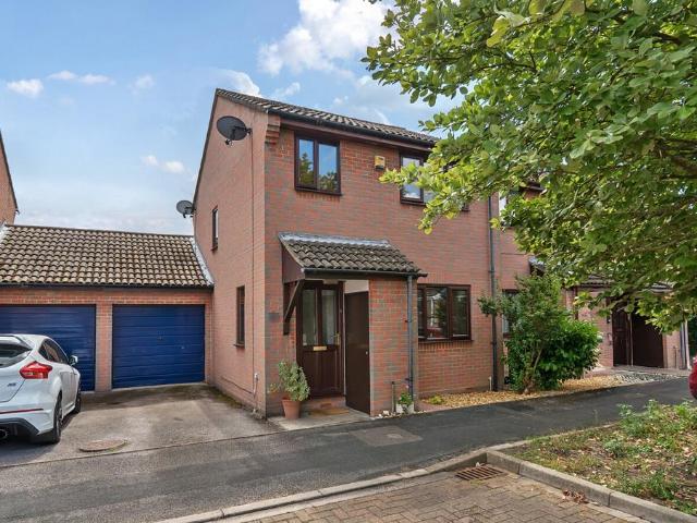 House for sale in Titchfield Common, Fareham