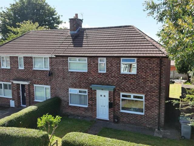 House for sale in Pensby