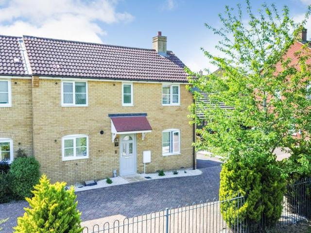 House for sale in Woodlands Park, Bedford