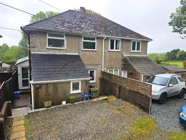 House for sale in Weir Quay, Devon