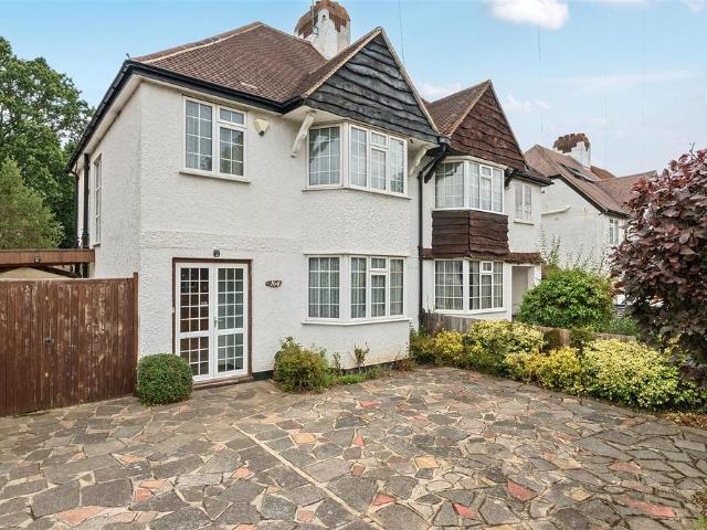 House for sale in Poverest, Greater London