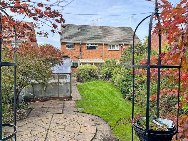 House for sale in Castlecroft, West Midlands