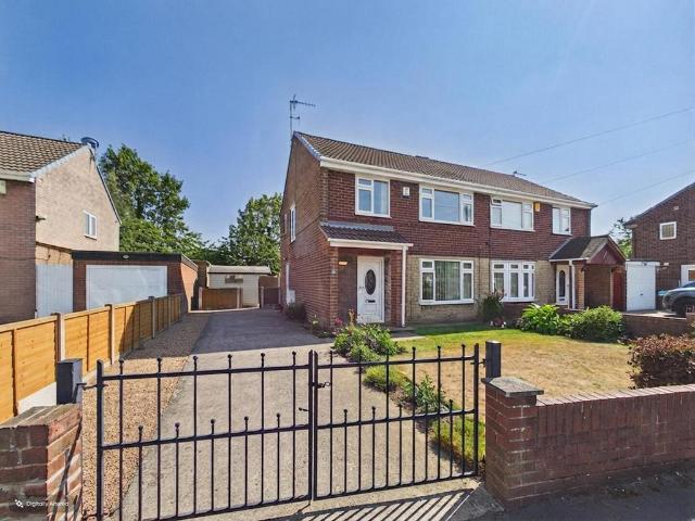 House for sale in Knottingley, West Yorkshire