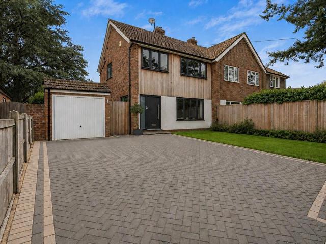 House for sale in Wrecclesham, Fole