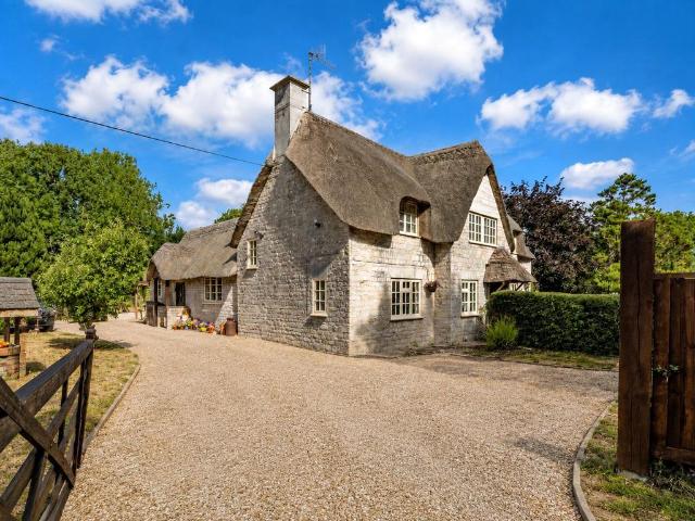 House for sale in Poxwell, Dorset