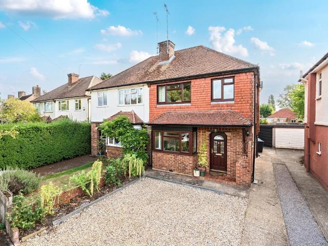 House for sale in Mayford, Woking
