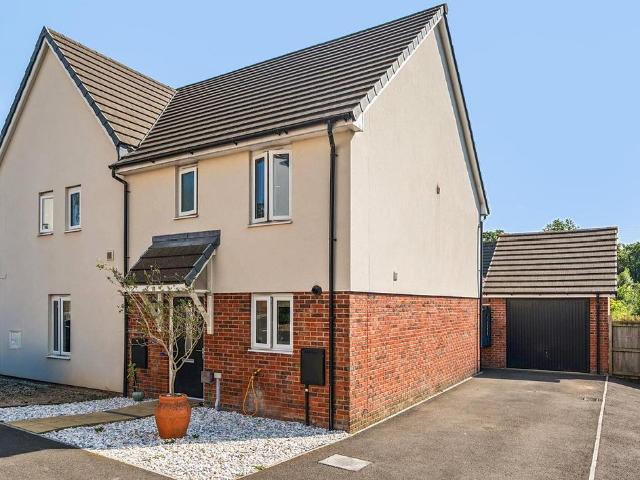 House for sale in Strode, Devon