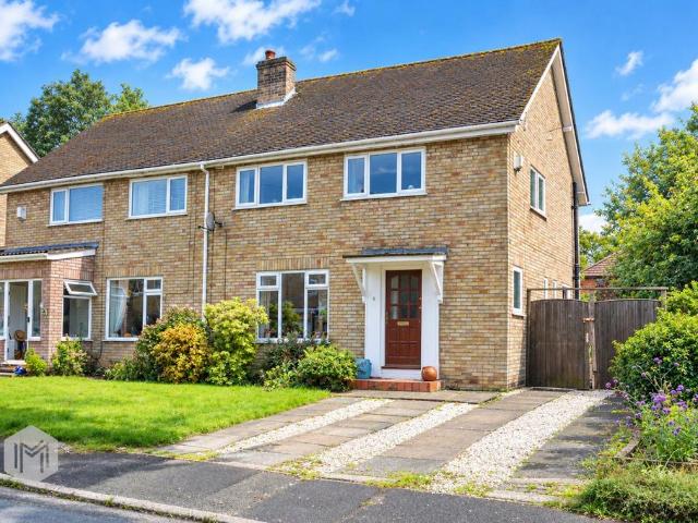 House for sale in Twiss Green, Culcheth