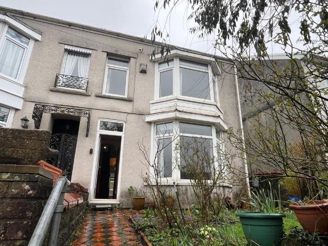 House for sale in Troed-y-rhiw, Troedyrhiw