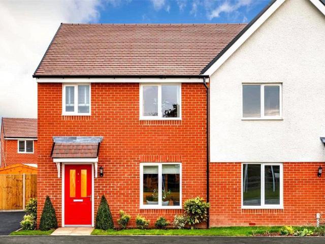 House for sale in Dale Hill, Essex