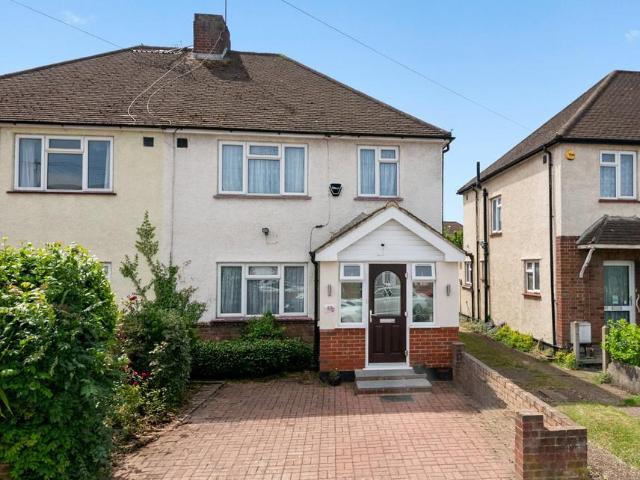 House for sale in London Borough of Hounslow, Heston