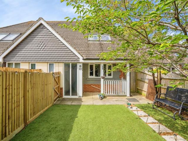 House for sale in Bolton Low Houses, Hampshire