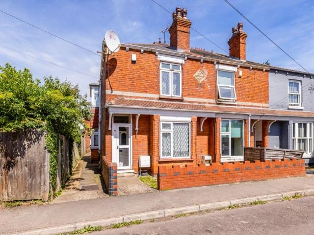 House for sale in Staniland, Boston