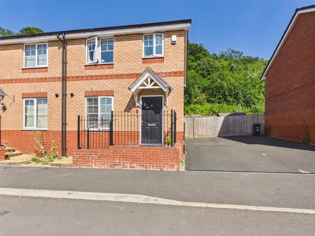 House for sale in The Ronkswood, Worcestershire