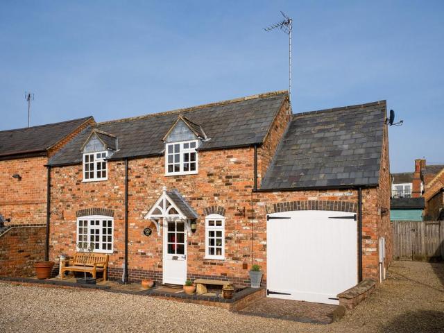 House for sale in Shipston on Stour, Alderminster
