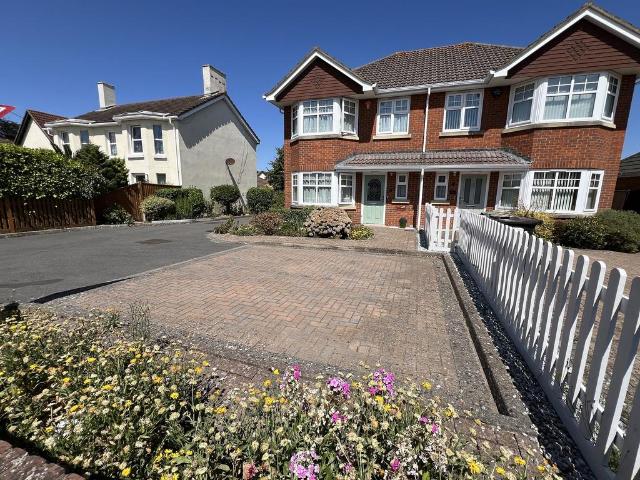 House for sale in Old Milton, Ashurst Bridge