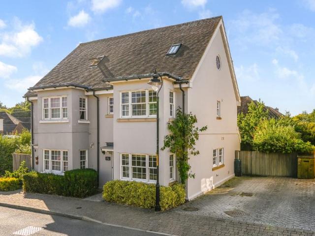 House for sale in Wye, Bridgefield