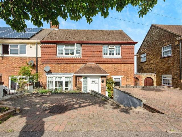 House for sale in Gravesend, Gravesham
