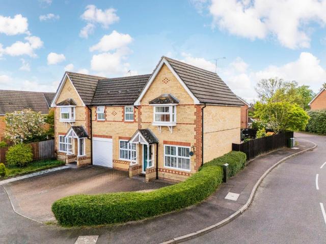 House for sale in Binfield