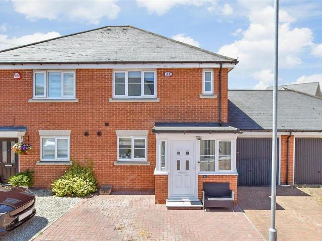 House for sale in Noak Hill, Essex