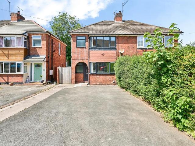 House for sale in Goldthorn Hill, West Midlands