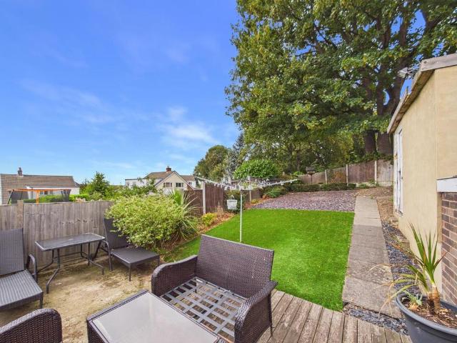 House for sale in Ferrybridge, Wakefield