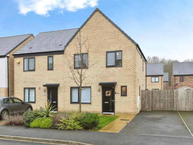 House for sale in Lakeside, South Yorkshire
