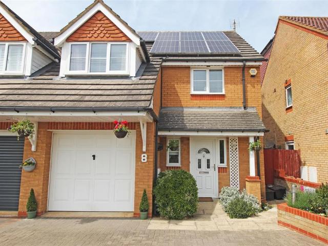 House for sale in St Nicholas, Shephall