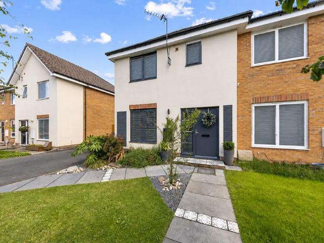 House for sale in Edgewater Park, Warrington