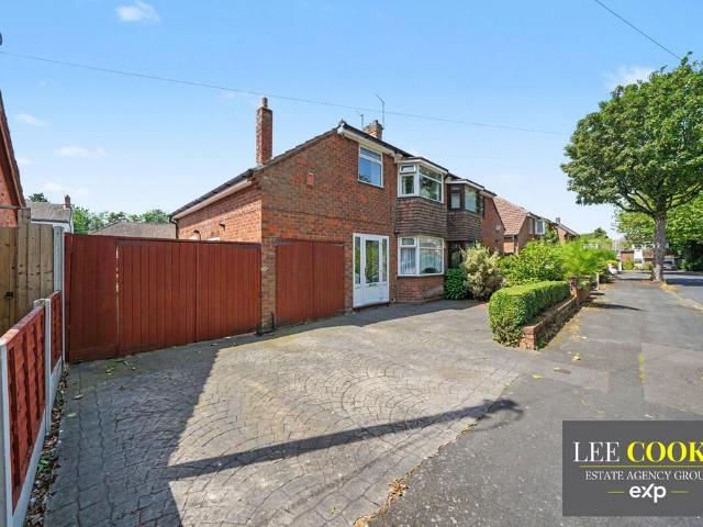 House for sale in Bilston, West Midlands