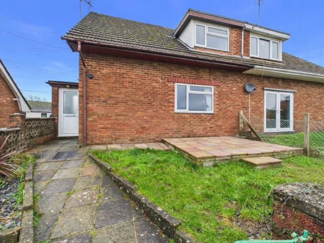 House for sale in Bromsberrow Heath, Gloucestershire
