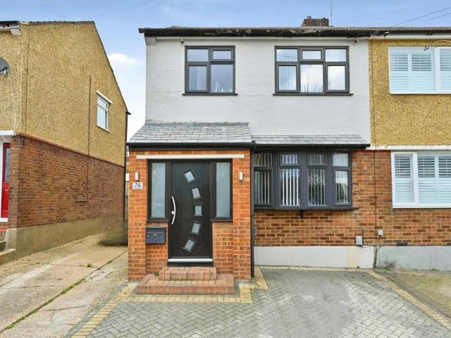 House for sale in Sundon Park, Luton