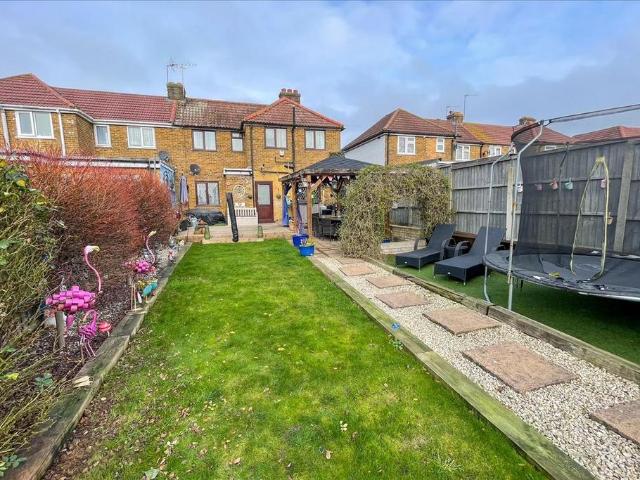House for sale in London Borough of Hounslow, Greater London