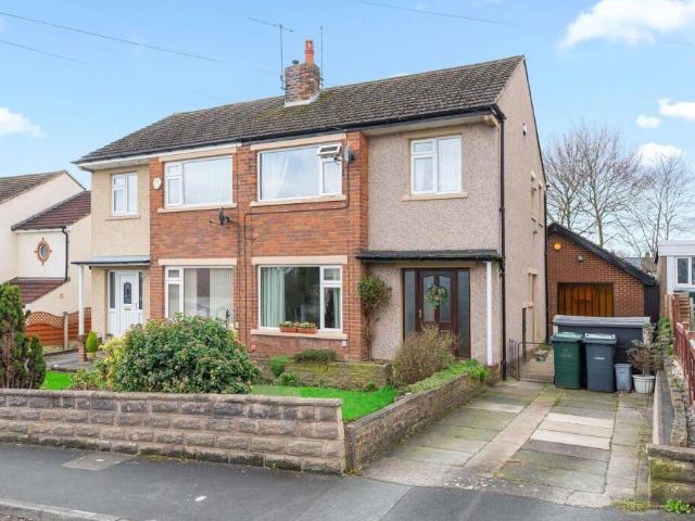 House for sale in Bingley, West Yorkshire
