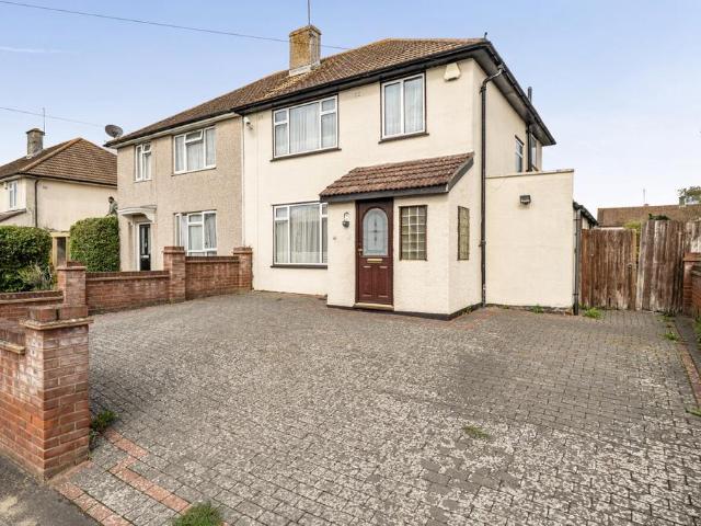 House for sale in Whitley Wood, Reading