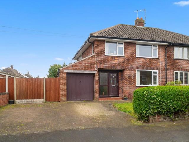 House for sale in Waddicar, Sefton