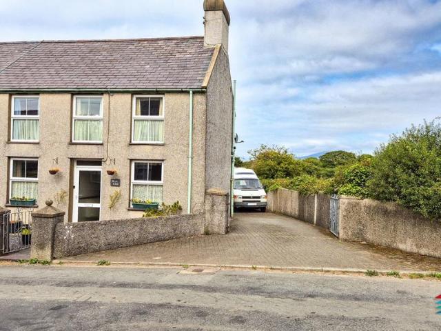 House for sale in Morfa Nefyn, Wales
