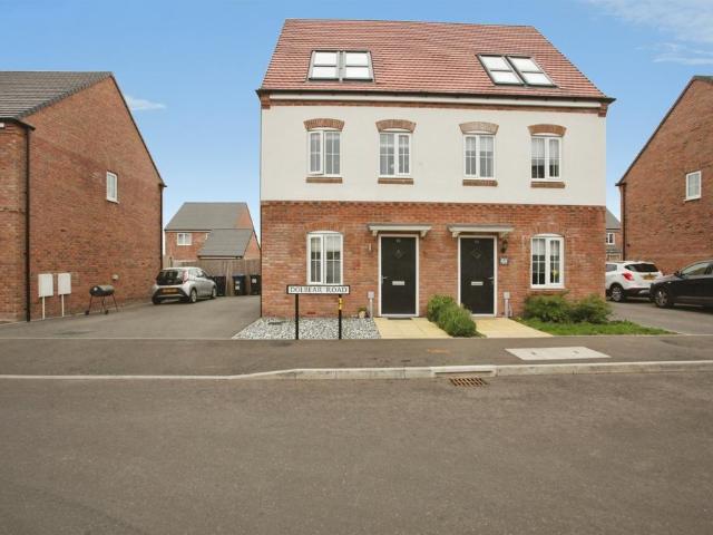 House for sale in Houlton, New Bilton