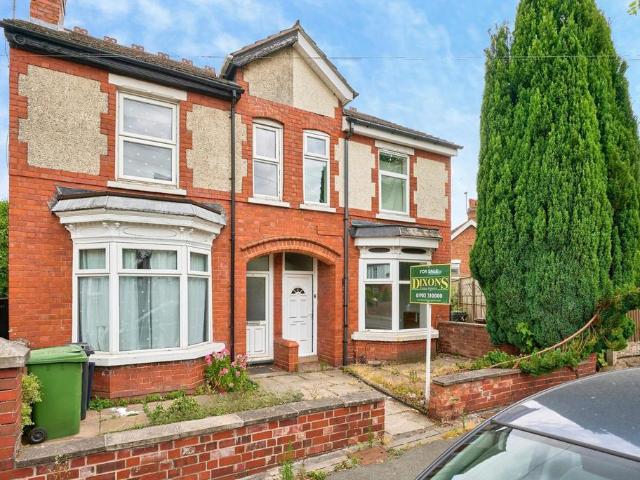 House for sale in Goldthorn Hill, Penn
