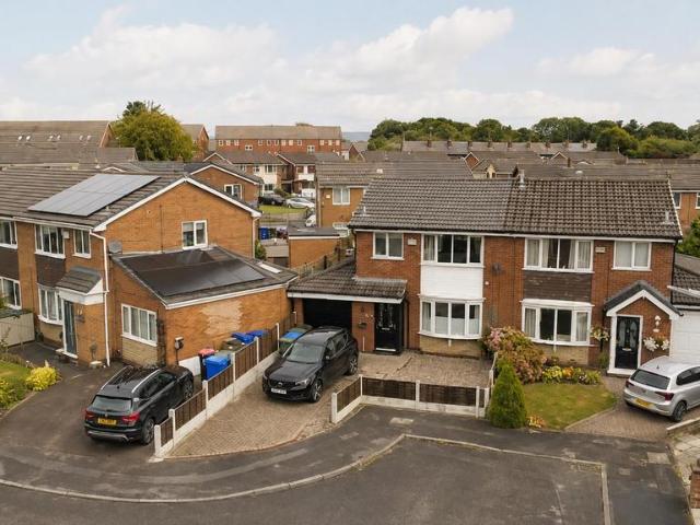 House for sale in Outwood, Bury